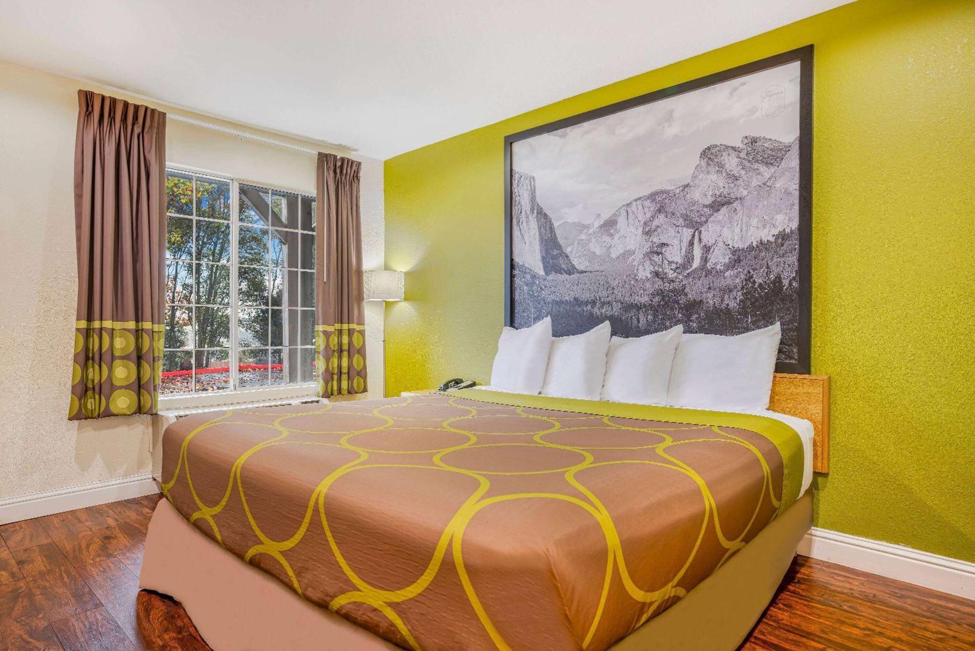 Hotel Super 8 By Wyndham Auburn Esterno foto