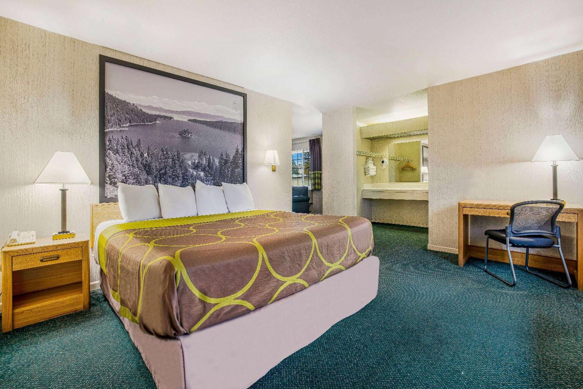 Hotel Super 8 By Wyndham Auburn Esterno foto